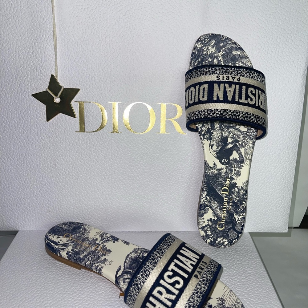 Dior Dway Slides - Picture 7 of 10